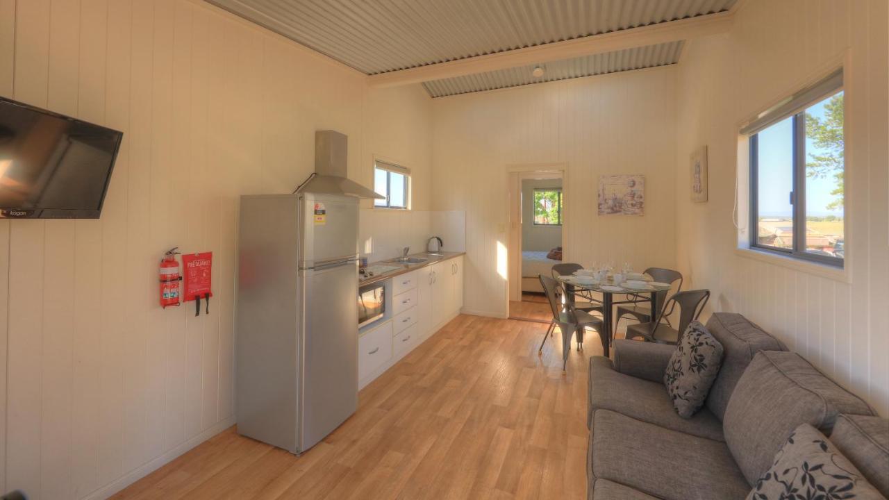 Killarney View Cabins And Caravan Park Экстерьер фото